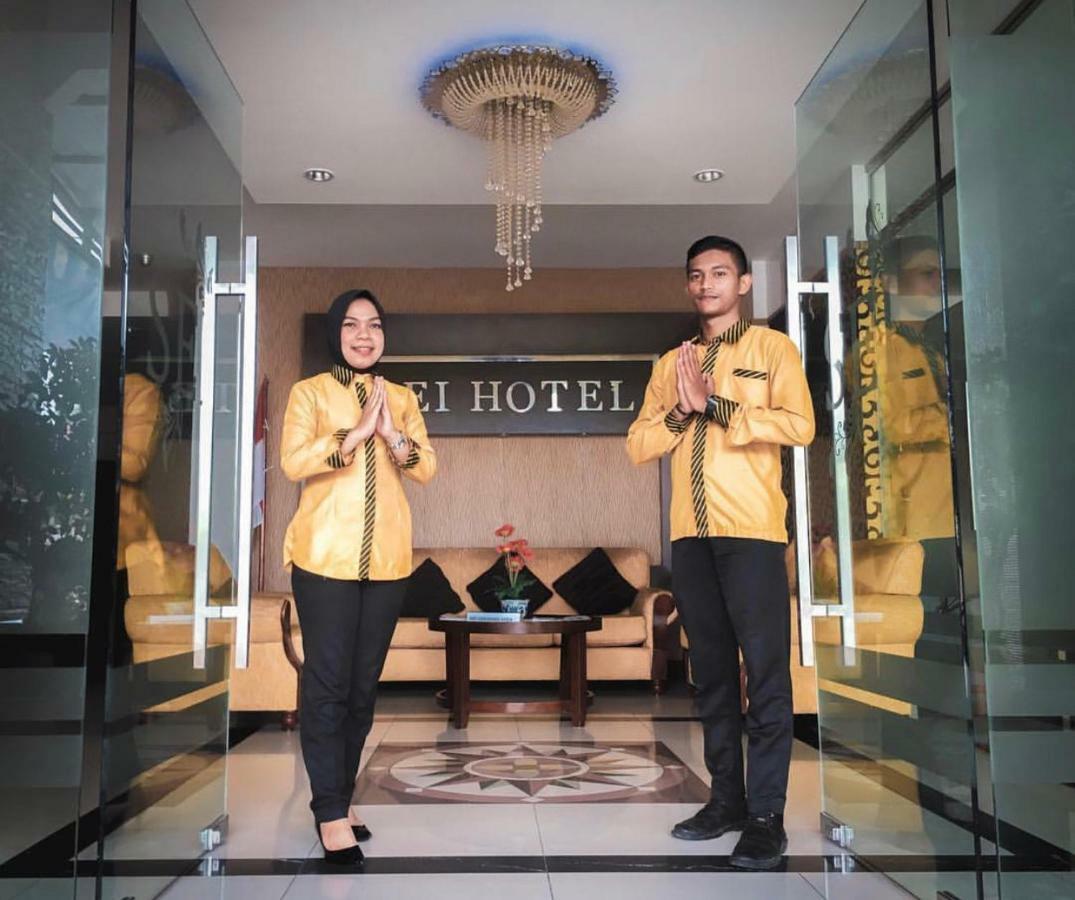 Sei Hotel Banda Aceh Buitenkant foto