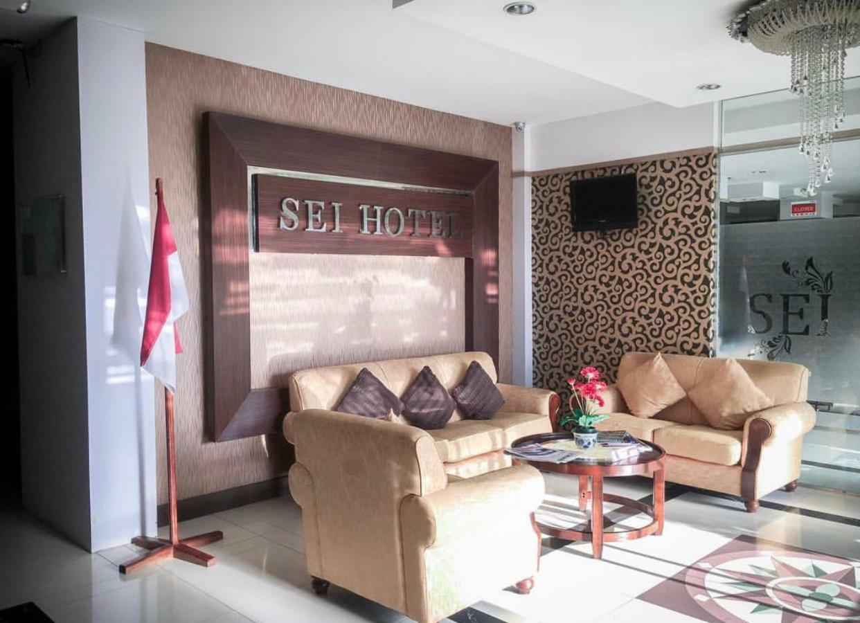 Sei Hotel Banda Aceh Buitenkant foto